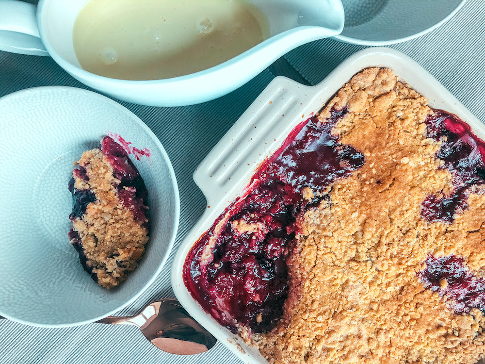 Apple and Blackberry Crumble – The Online Greengrocer